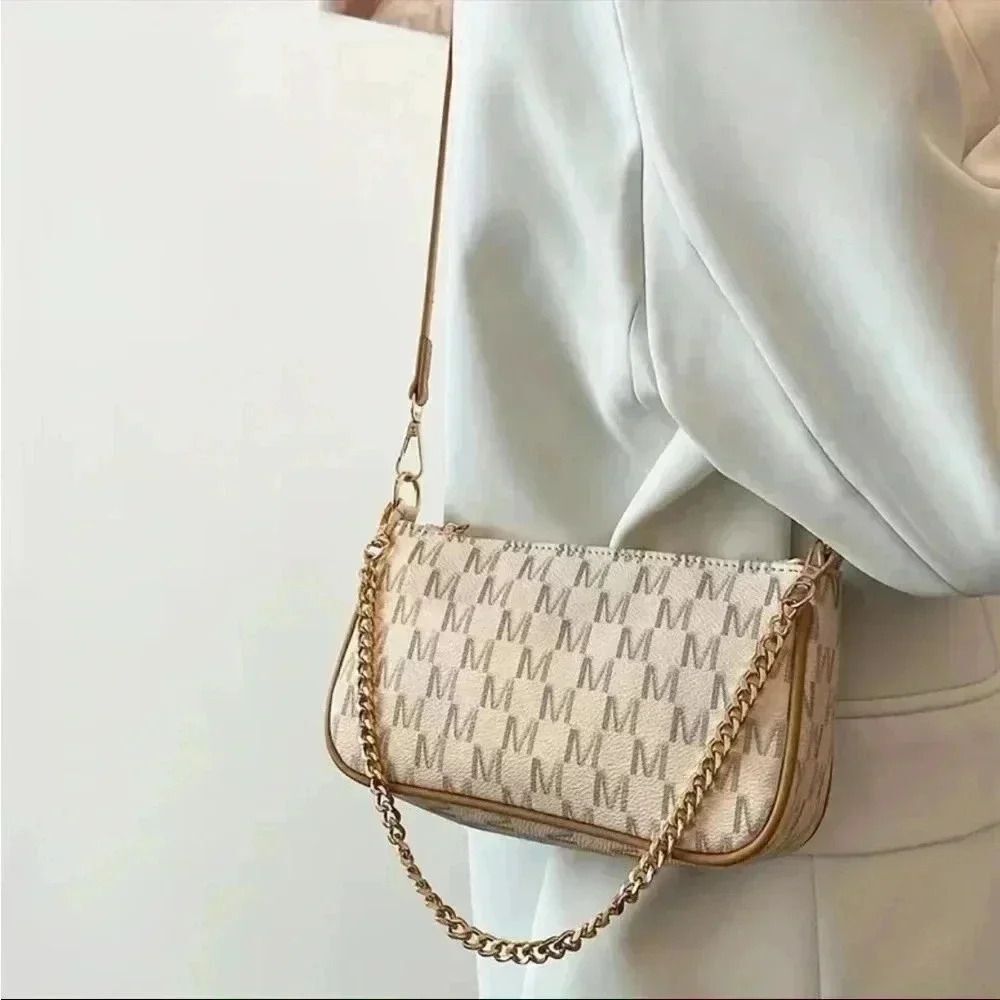 New  crossbody purse